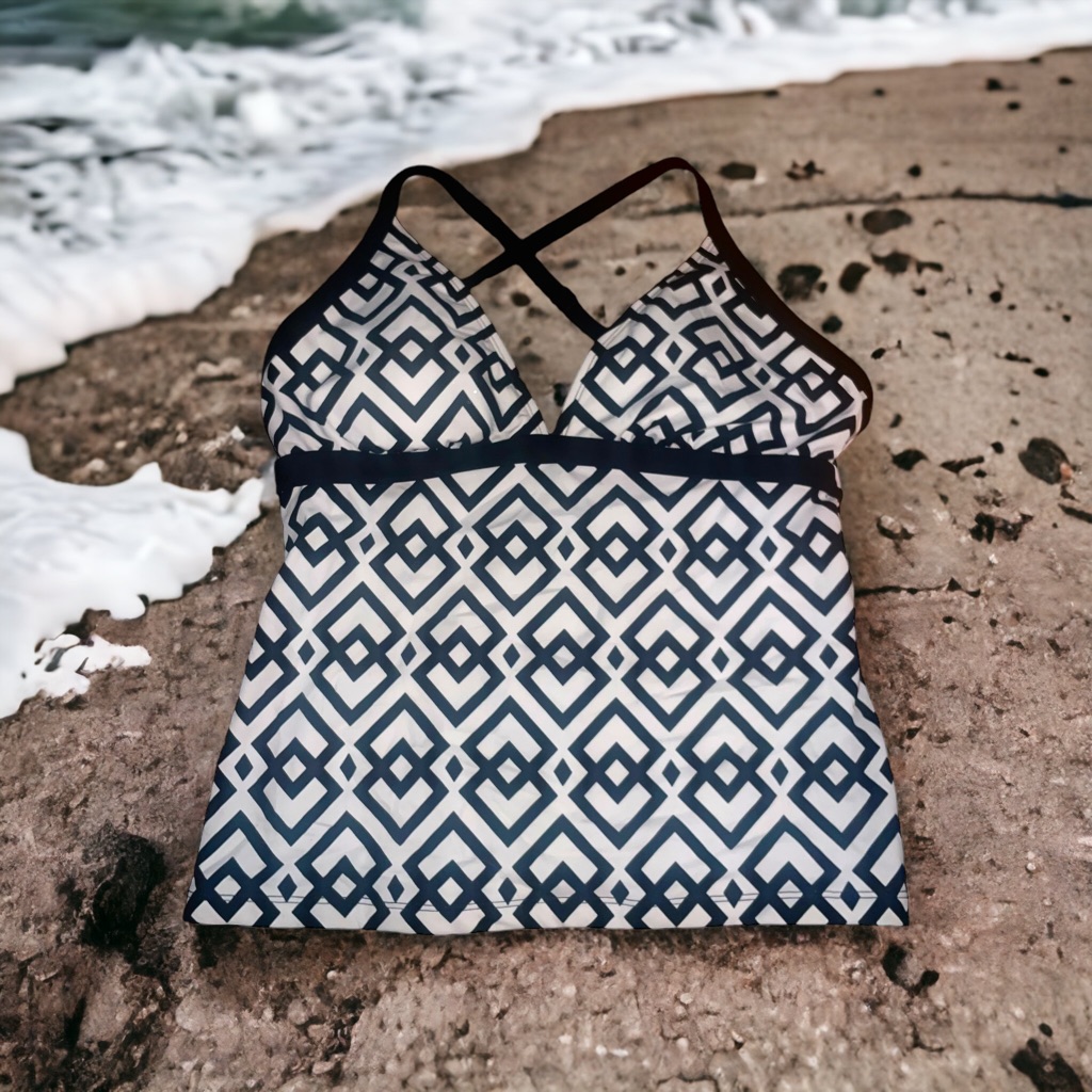 Merona Black And White Geometric Tankini Top